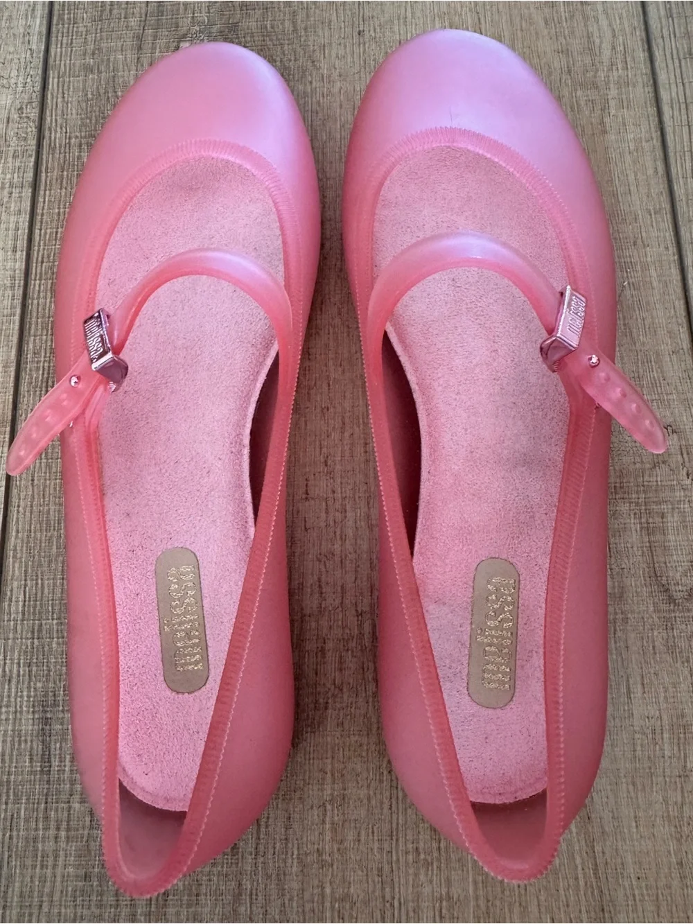 Melissa never worn